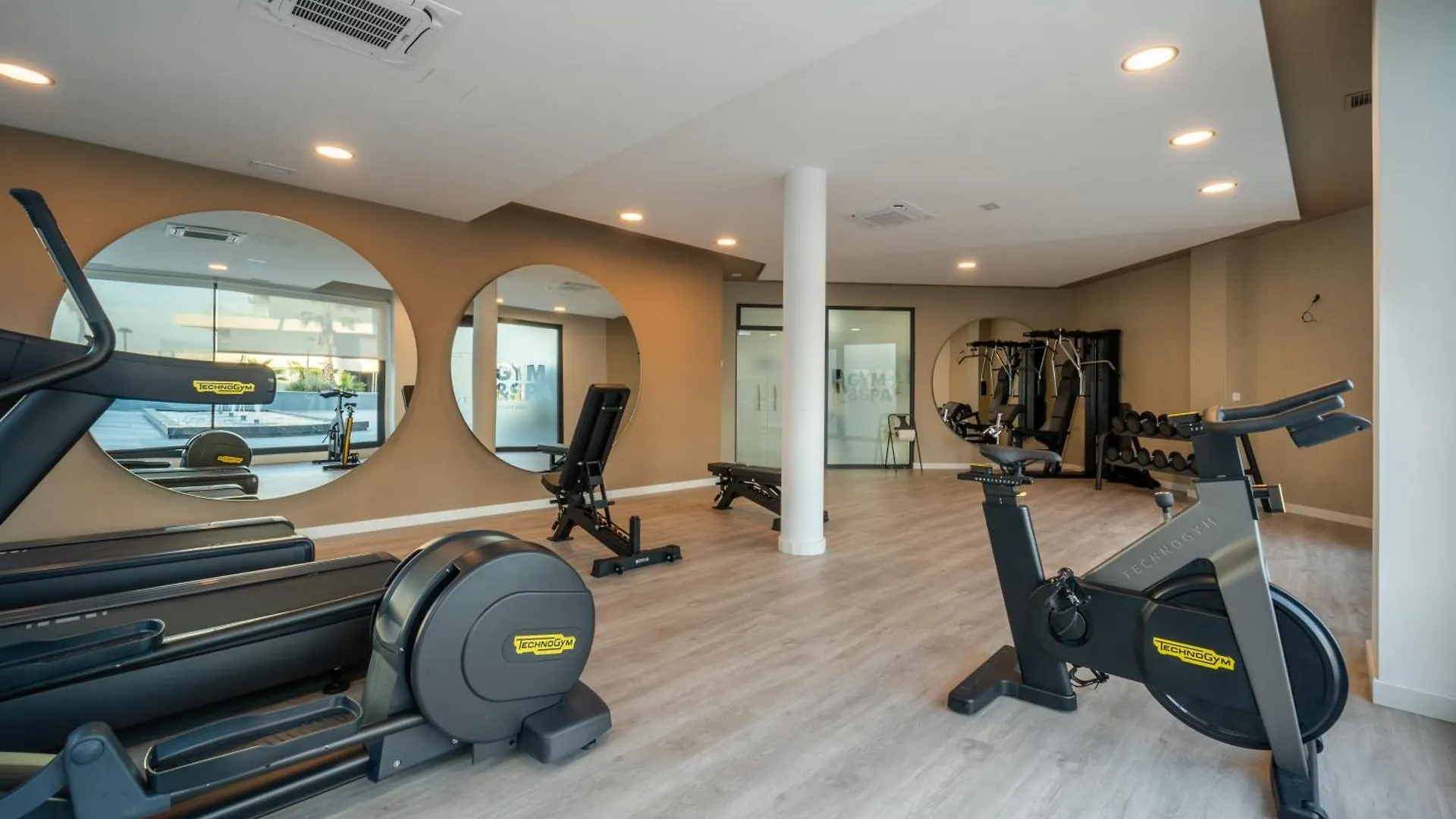 Modern Oasis Serene Suite Estepona Apartment