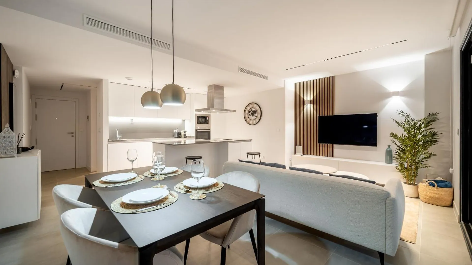 Modern Oasis Serene Suite Estepona